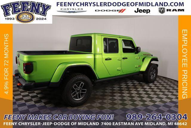 new 2025 Jeep Gladiator car, priced at $55,576