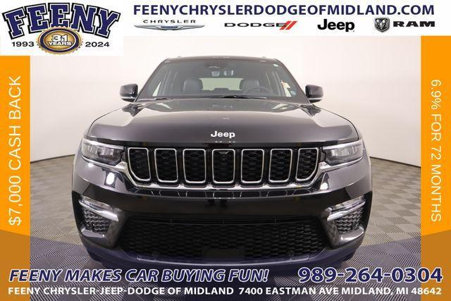 new 2025 Jeep Grand Cherokee car, priced at $46,929