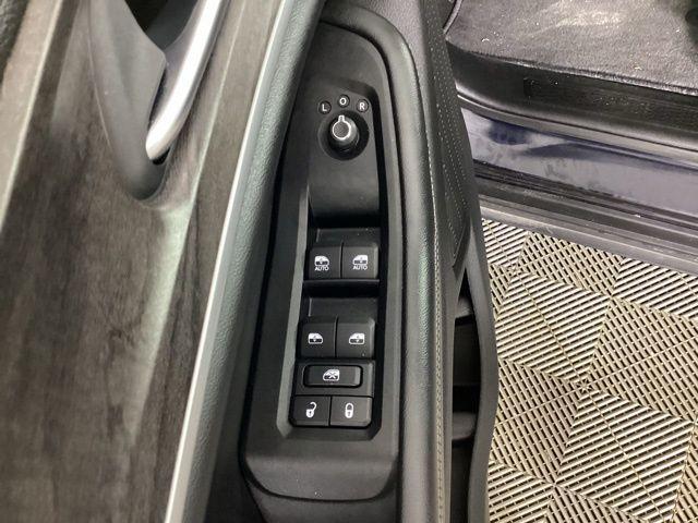 used 2023 Jeep Grand Cherokee car, priced at $34,435