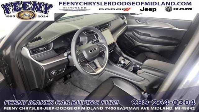 new 2025 Jeep Grand Cherokee car, priced at $38,961