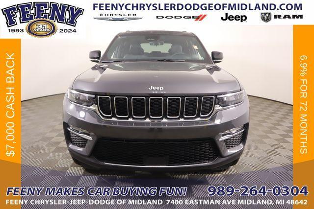 new 2025 Jeep Grand Cherokee car, priced at $43,015