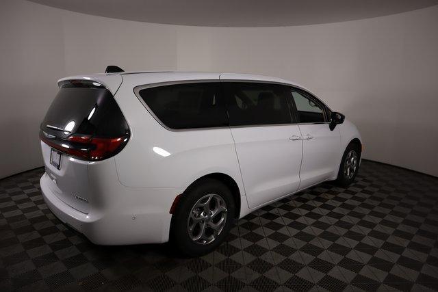 new 2024 Chrysler Pacifica car, priced at $45,233