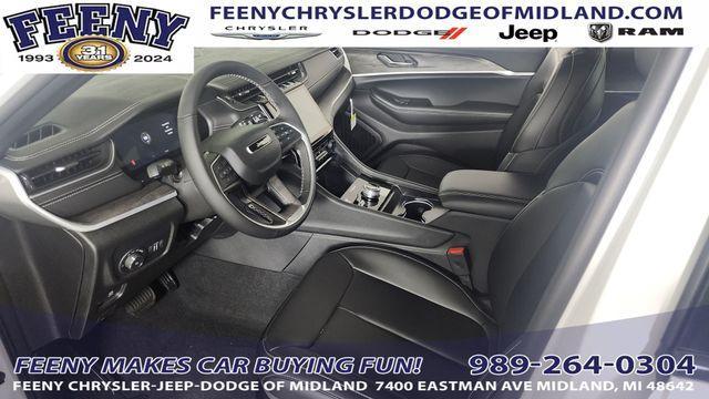 new 2025 Jeep Grand Cherokee car, priced at $39,656