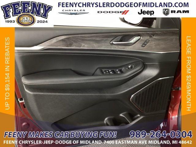 new 2025 Jeep Grand Cherokee car, priced at $56,061