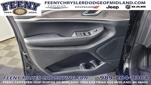 new 2025 Jeep Grand Cherokee car, priced at $45,558