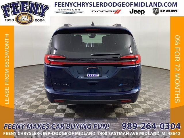 new 2025 Chrysler Pacifica Hybrid car, priced at $47,704