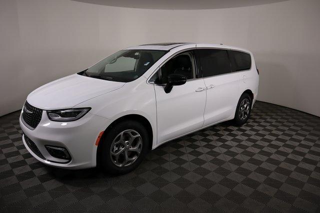 new 2024 Chrysler Pacifica car, priced at $45,970