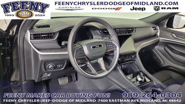 new 2025 Jeep Grand Cherokee car, priced at $40,170