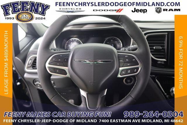 new 2025 Chrysler Pacifica car, priced at $47,921