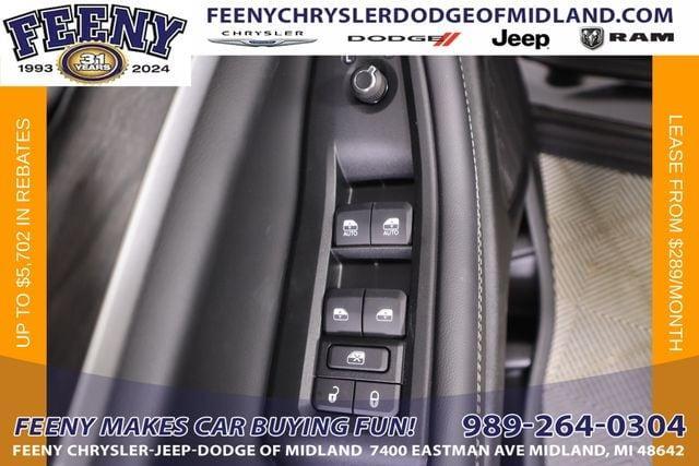 new 2025 Jeep Grand Cherokee car, priced at $42,093
