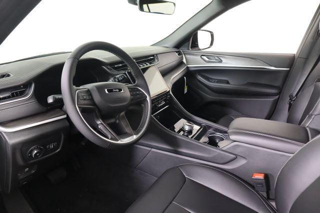 new 2025 Jeep Grand Cherokee L car, priced at $43,787