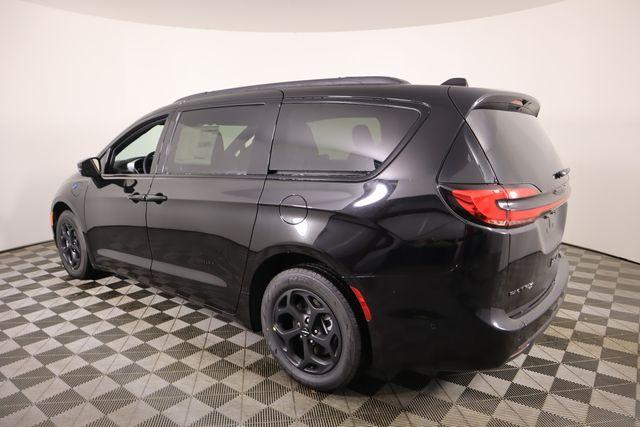 new 2025 Chrysler Pacifica Hybrid car, priced at $49,120