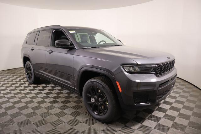 new 2025 Jeep Grand Cherokee L car, priced at $42,998