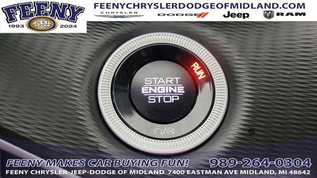new 2025 Jeep Grand Cherokee car, priced at $43,928