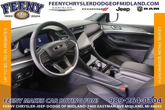 new 2025 Jeep Grand Cherokee car, priced at $41,170