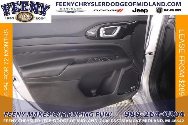 new 2025 Jeep Compass car, priced at $31,884