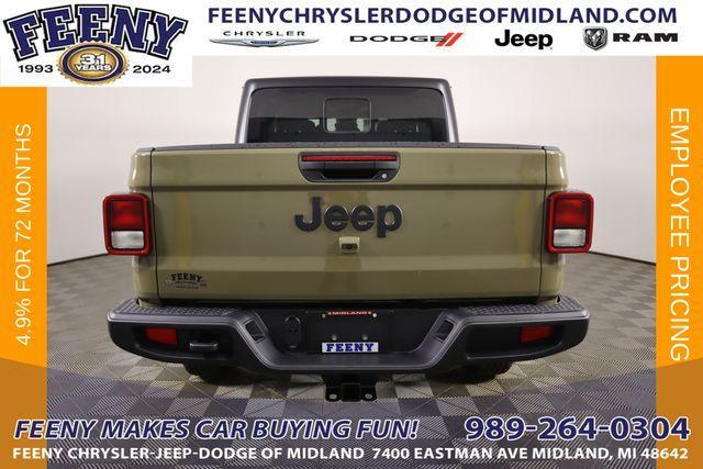 new 2025 Jeep Gladiator car, priced at $56,644