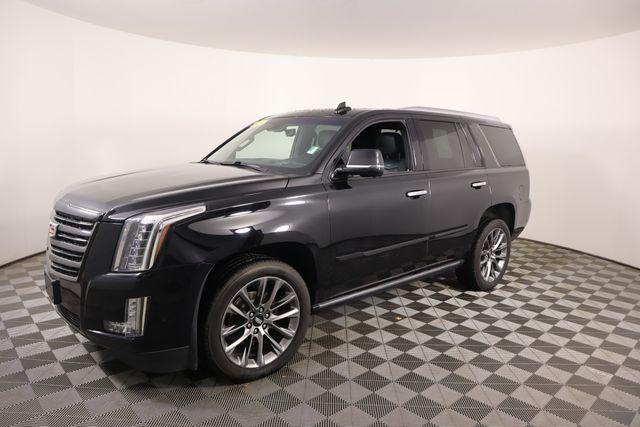 used 2020 Cadillac Escalade car, priced at $35,989