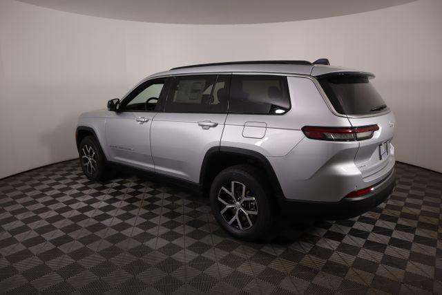 new 2025 Jeep Grand Cherokee L car, priced at $44,052