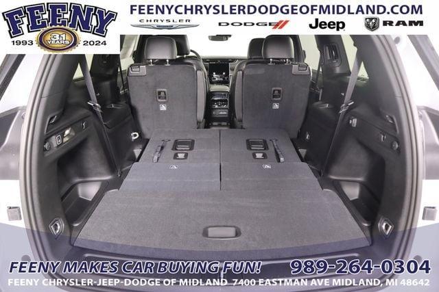 new 2025 Jeep Grand Cherokee L car, priced at $43,052