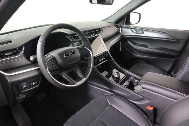 new 2025 Jeep Grand Cherokee L car, priced at $44,049