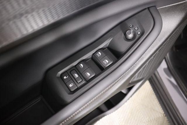 new 2025 Jeep Grand Cherokee L car, priced at $44,049