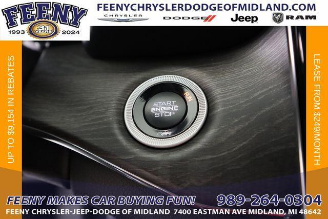 new 2025 Jeep Grand Cherokee car, priced at $52,005