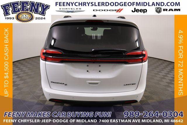 new 2024 Chrysler Pacifica car, priced at $39,842