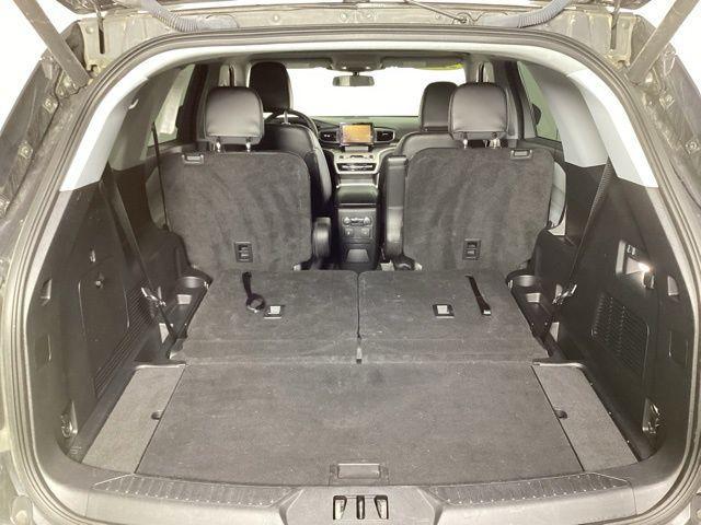 used 2022 Ford Explorer car, priced at $28,136