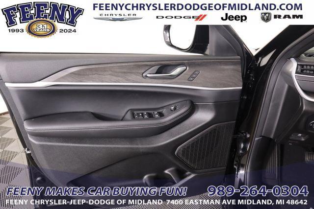 new 2025 Jeep Grand Cherokee L car, priced at $48,857