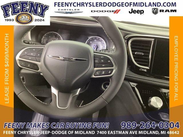 new 2025 Chrysler Pacifica car, priced at $42,571