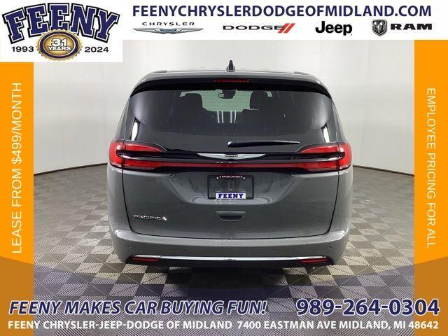 new 2025 Chrysler Pacifica car, priced at $42,571