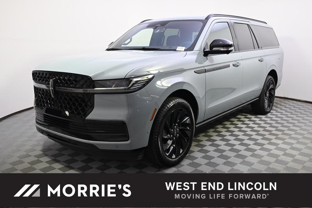 new 2025 Lincoln Navigator car, priced at $102,300