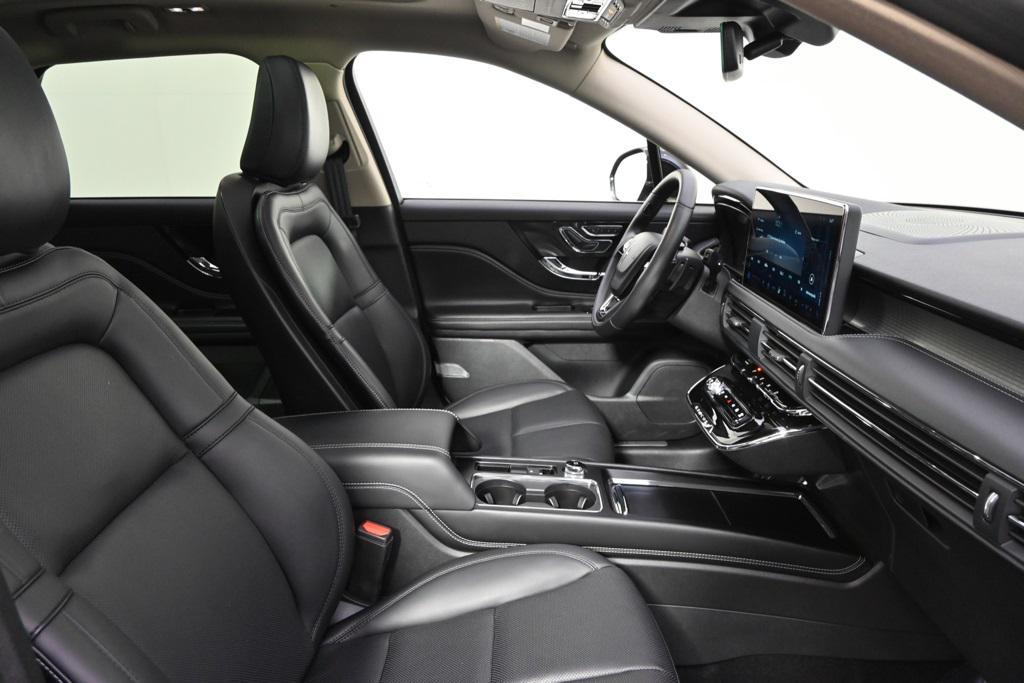 new 2025 Lincoln Corsair car, priced at $45,999