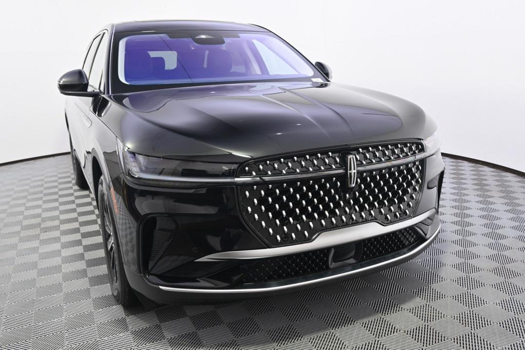 new 2025 Lincoln Nautilus car, priced at $58,286