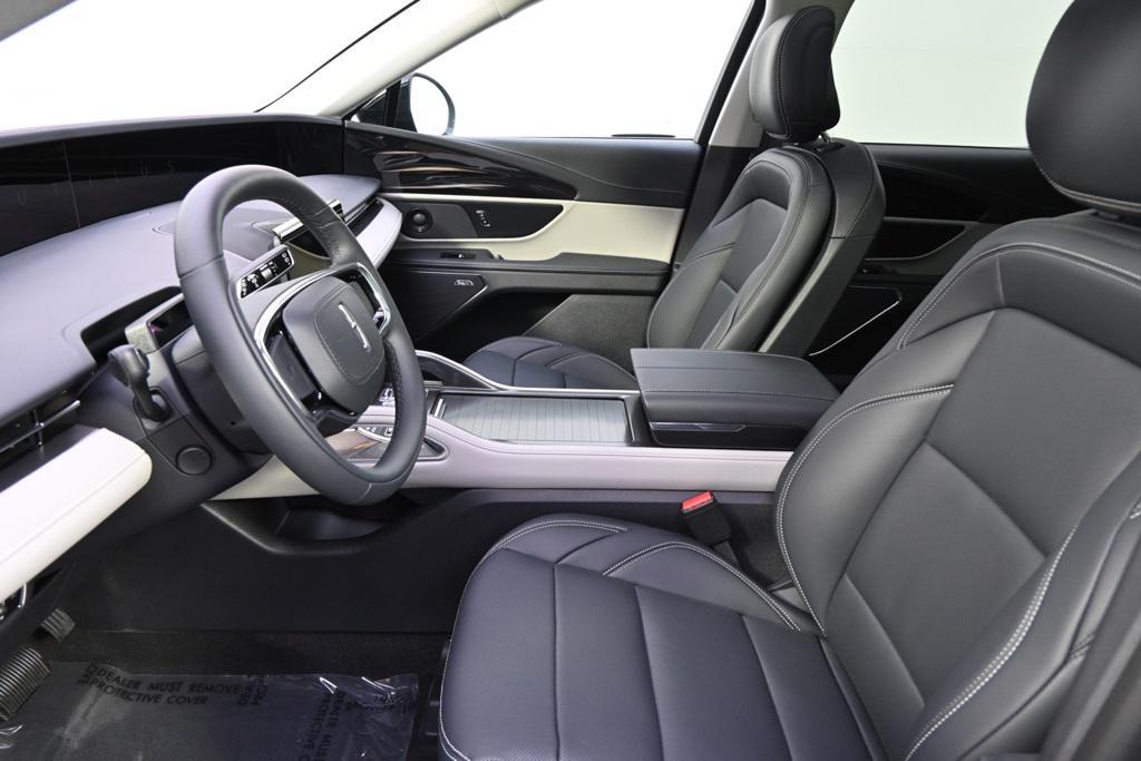 new 2025 Lincoln Nautilus car, priced at $58,286