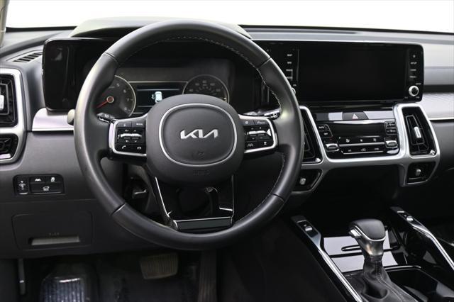 used 2022 Kia Sorento car, priced at $28,998