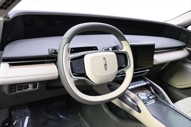 new 2025 Lincoln Nautilus car, priced at $67,375