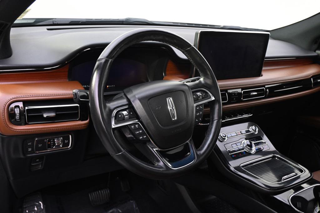 used 2022 Lincoln Nautilus car, priced at $31,555