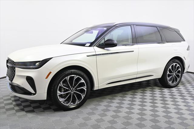 new 2025 Lincoln Nautilus car, priced at $59,883