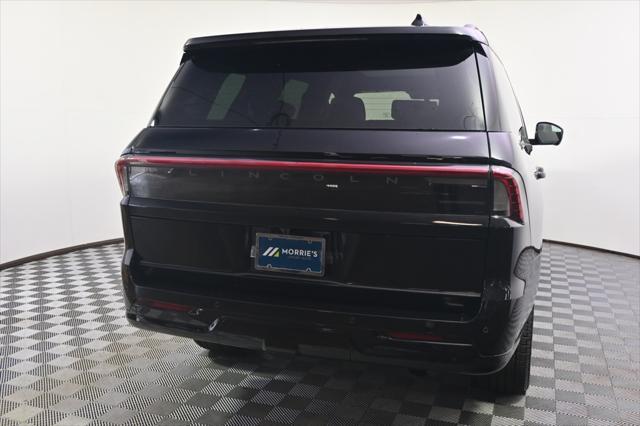 new 2025 Lincoln Navigator car, priced at $106,380
