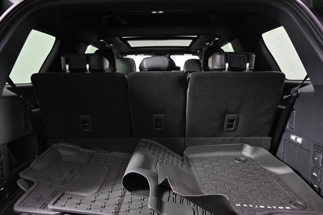 new 2025 Lincoln Navigator car, priced at $106,380