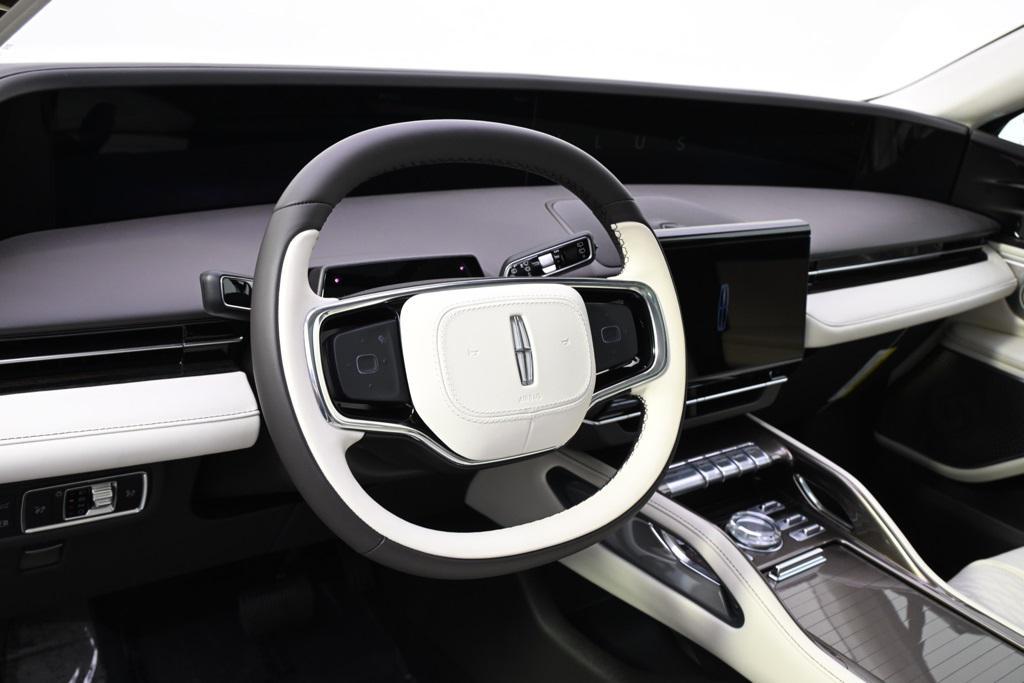 new 2025 Lincoln Nautilus car, priced at $82,445