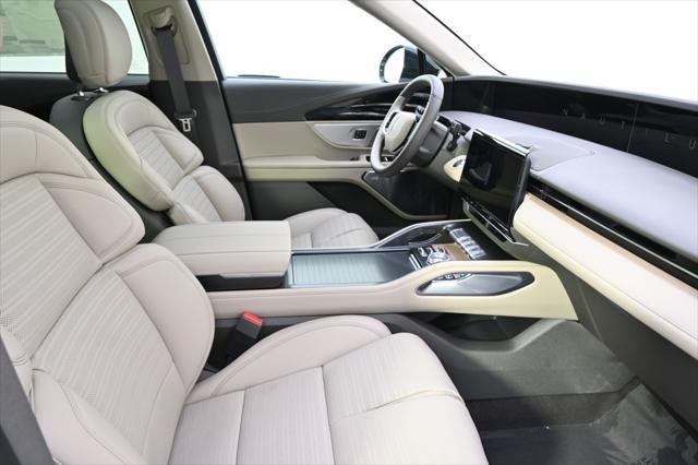 new 2025 Lincoln Nautilus car, priced at $61,945