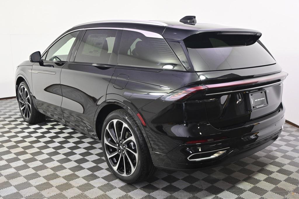 new 2025 Lincoln Nautilus car, priced at $81,695