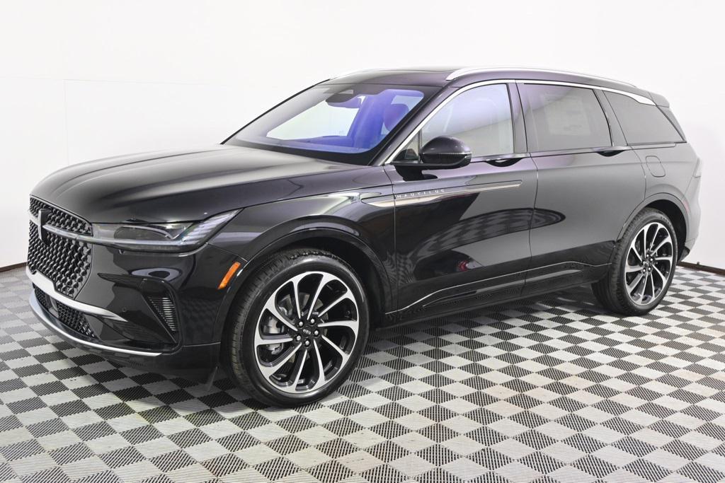 new 2025 Lincoln Nautilus car, priced at $81,695