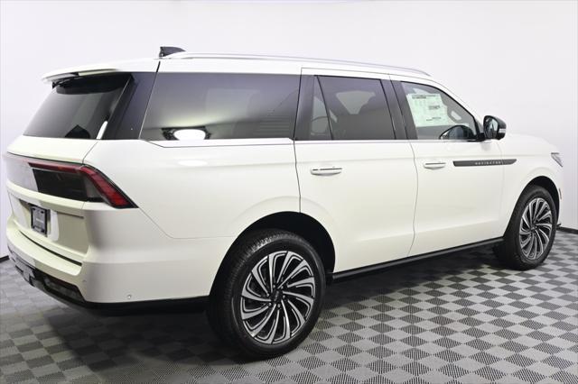 new 2025 Lincoln Navigator car, priced at $119,860
