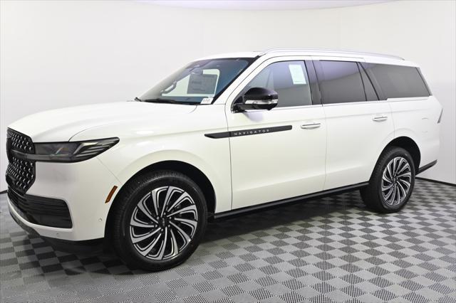 new 2025 Lincoln Navigator car, priced at $119,860