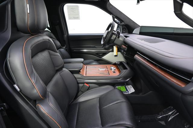 new 2025 Lincoln Navigator car, priced at $119,860