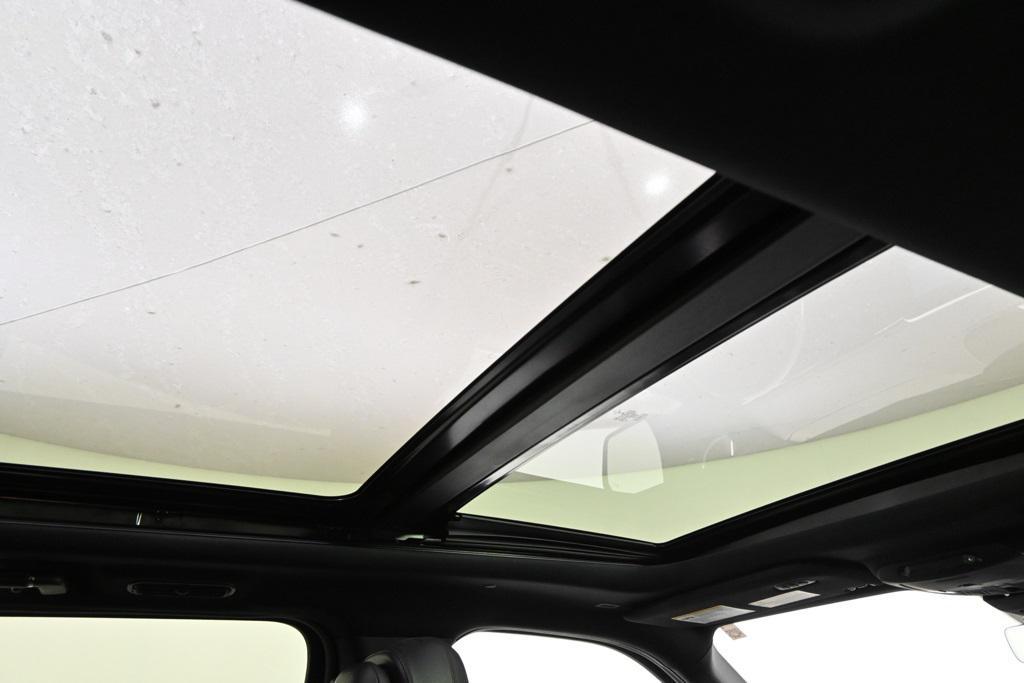 used 2020 Lincoln Navigator car, priced at $30,555